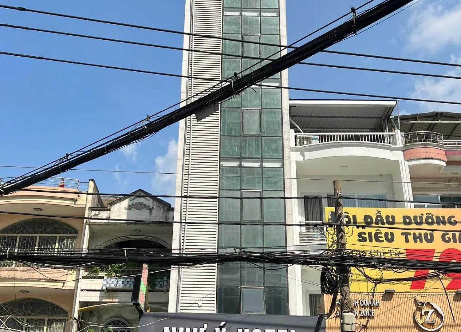 Nhu Y Hotel Ho Chi Minh City