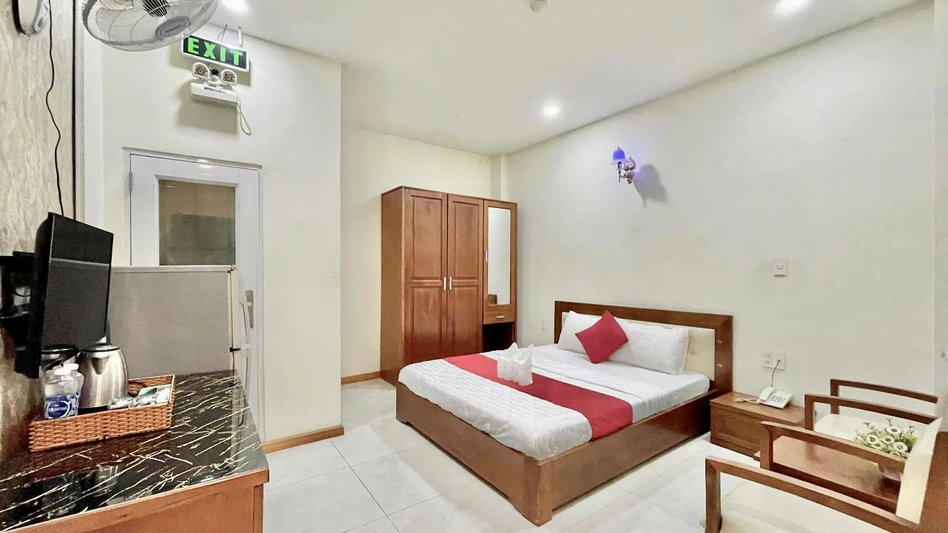 Nhu Y Hotel Ho Chi Minh City 0*,