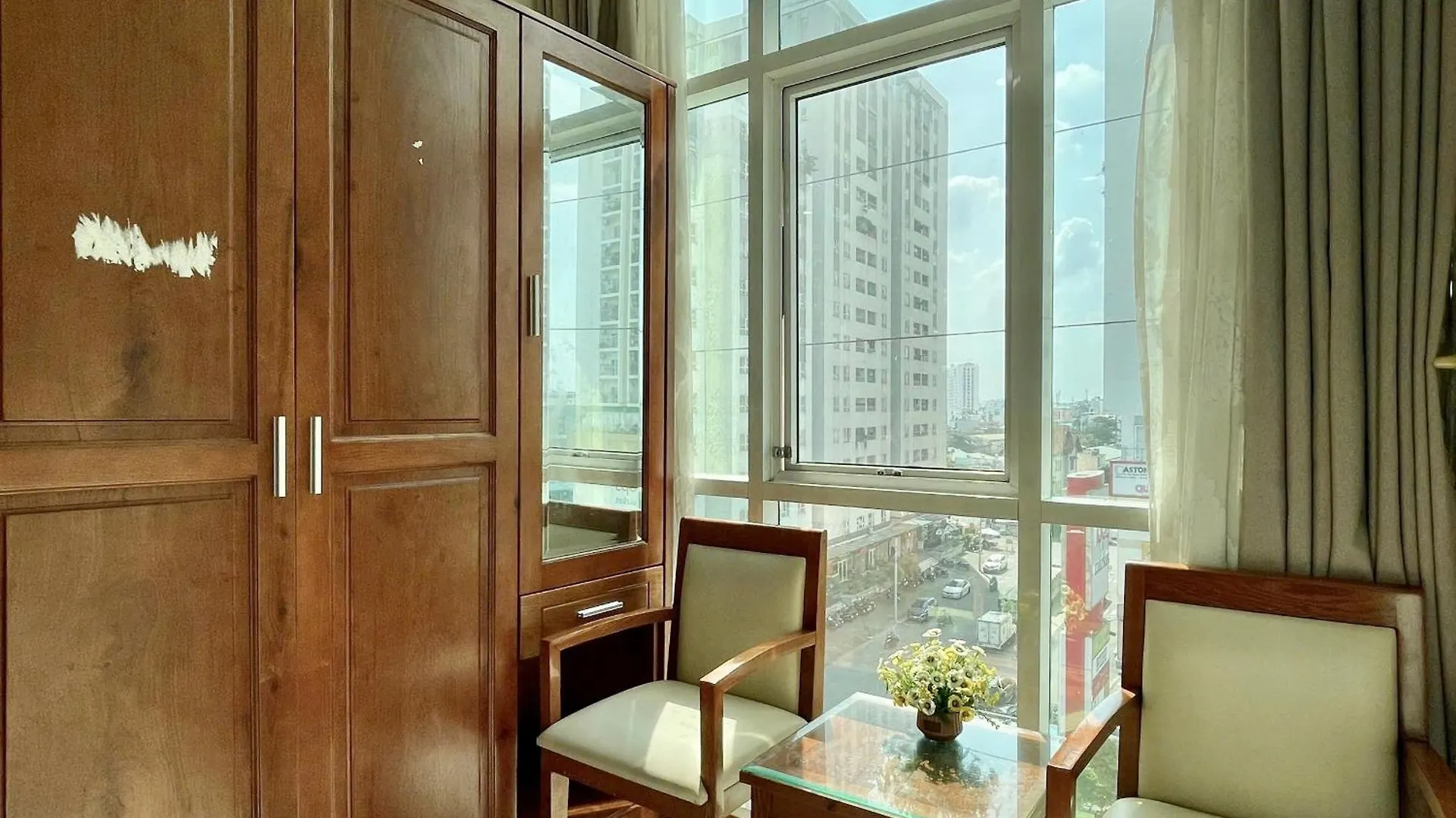 Nhu Y Hotel Ho Chi Minh City